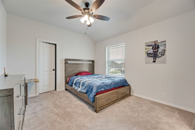 1042 Elmwood Drive, Justin, TX 76247