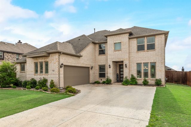 1042 Elmwood Drive, Justin, TX 76247