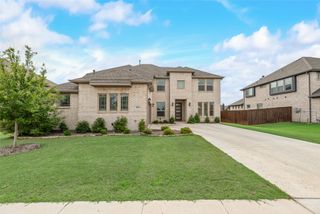 1042 Elmwood Drive, Justin, TX 76247