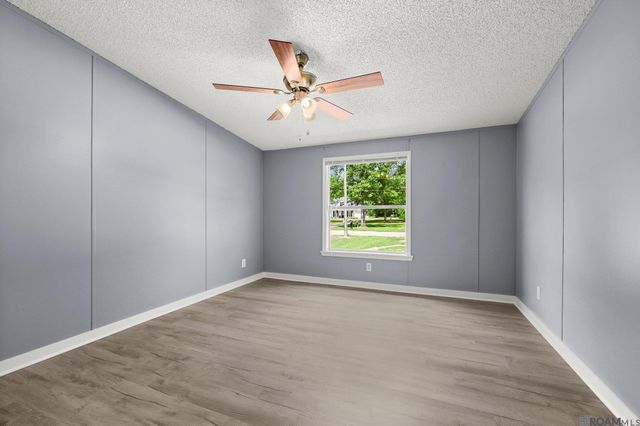 18603 Scivicque Ln, Port Vincent, LA 70726