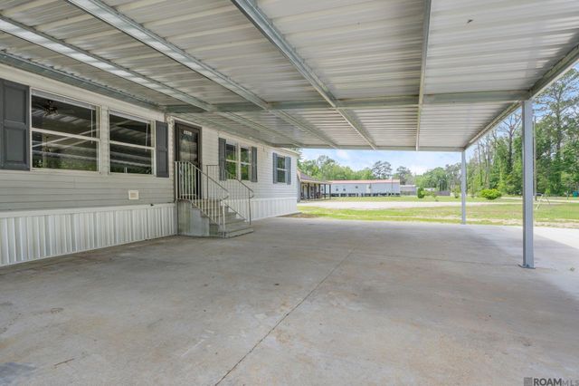 18603 Scivicque Ln, Port Vincent, LA 70726