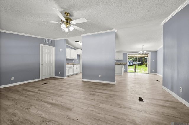 18603 Scivicque Ln, Port Vincent, LA 70726