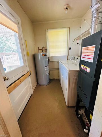 29 Deep Creek RD, Newport News, VA 23606