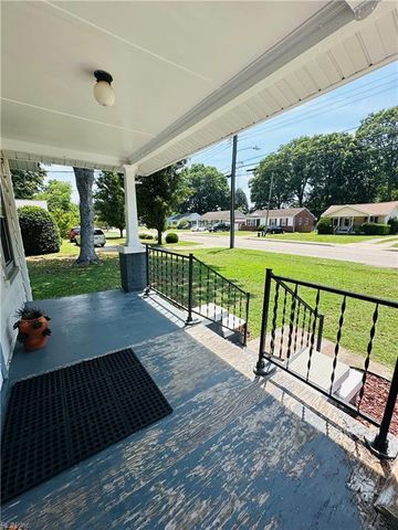 29 Deep Creek RD, Newport News, VA 23606
