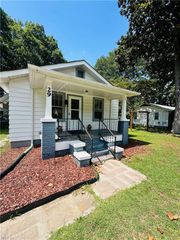 29 Deep Creek RD, Newport News, VA 23606