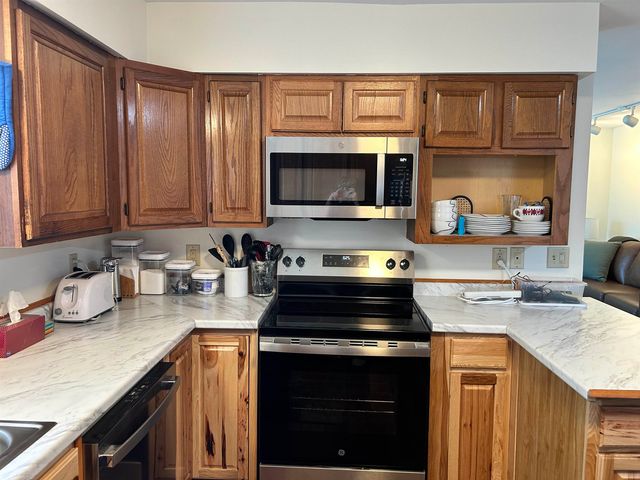 406 EUREKA AVENUE, Fairbanks, AK 99701