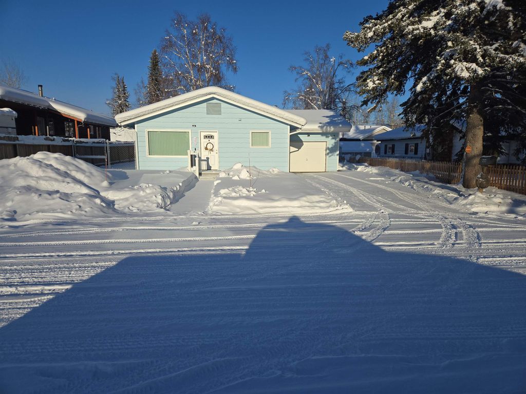 406 EUREKA AVENUE, Fairbanks, AK 99701