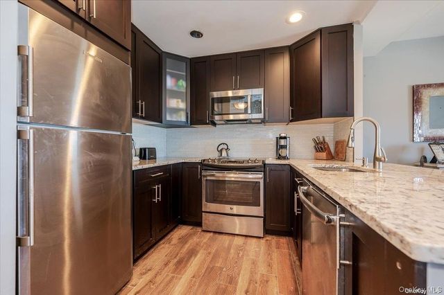 100 W Broadway 7Jj, Long Beach, NY 11561