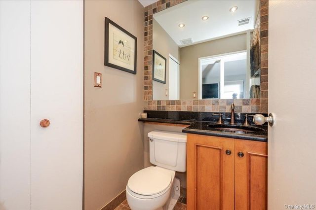 100 W Broadway 7Jj, Long Beach, NY 11561