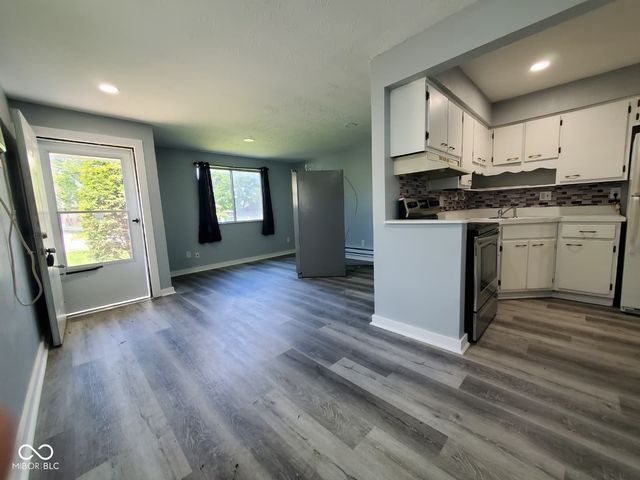 5909 W Morris Street, Indianapolis, IN 46241