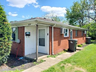 5909 W Morris Street, Indianapolis, IN 46241