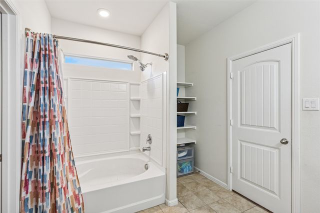 705 Buzzard Lake Trail, Fort Worth, TX 76120