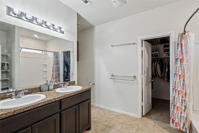 705 Buzzard Lake Trail, Fort Worth, TX 76120