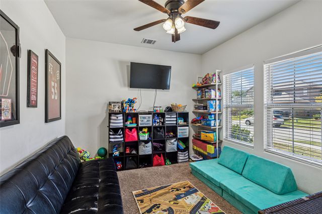 705 Buzzard Lake Trail, Fort Worth, TX 76120