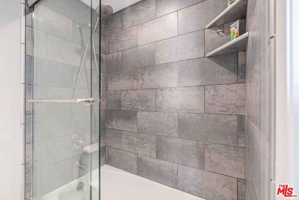 Image 10 of property listing at 10501 Wilshire Boulevard 1902, Los Angeles, CA 90024