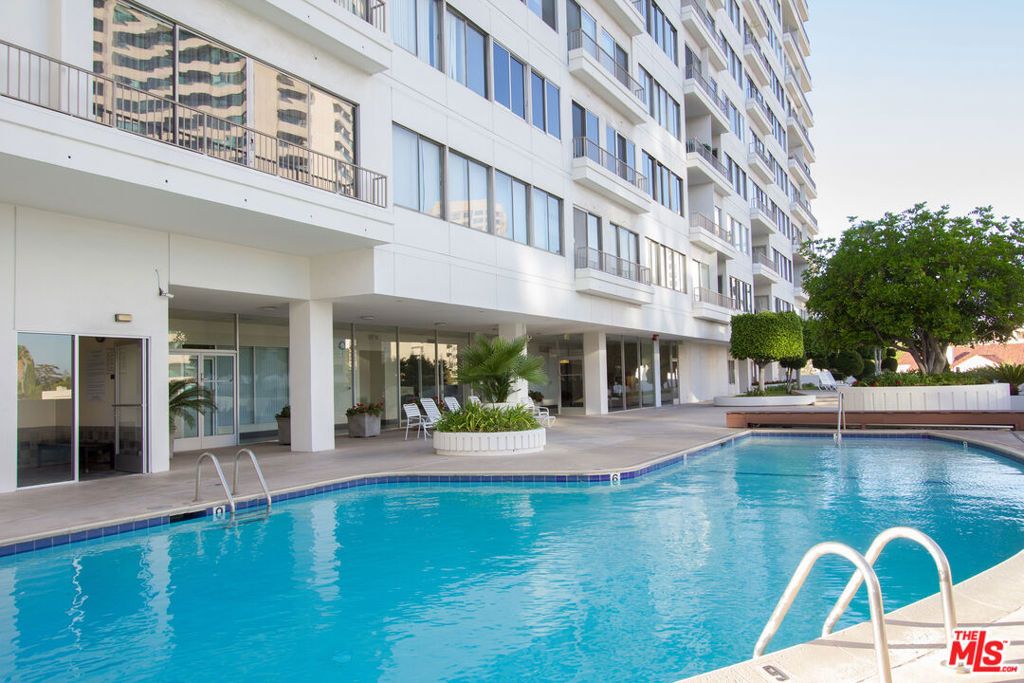 Image 27 of property listing at 10501 Wilshire Boulevard 1902, Los Angeles, CA 90024