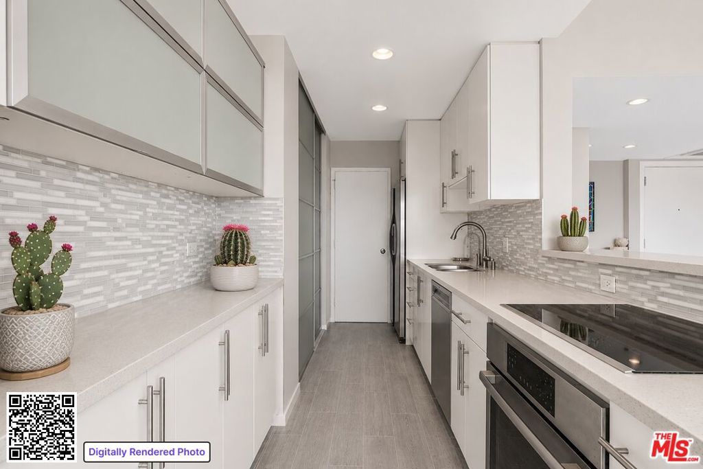 Image 6 of property listing at 10501 Wilshire Boulevard 1902, Los Angeles, CA 90024