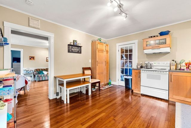 32 Kirby St, Marlborough, MA 01752