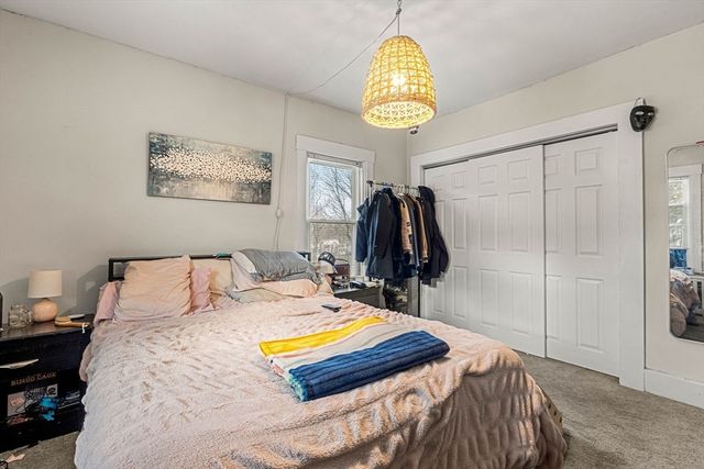 32 Kirby St, Marlborough, MA 01752