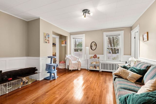 32 Kirby St, Marlborough, MA 01752