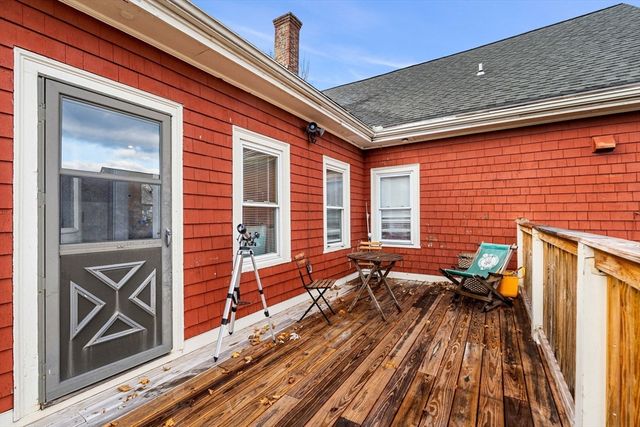 32 Kirby St, Marlborough, MA 01752