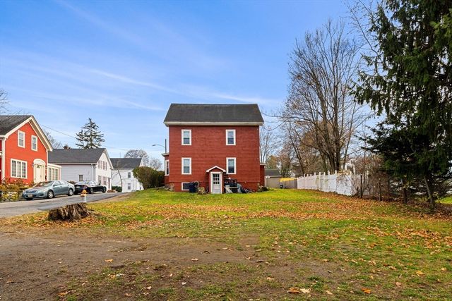 32 Kirby St, Marlborough, MA 01752