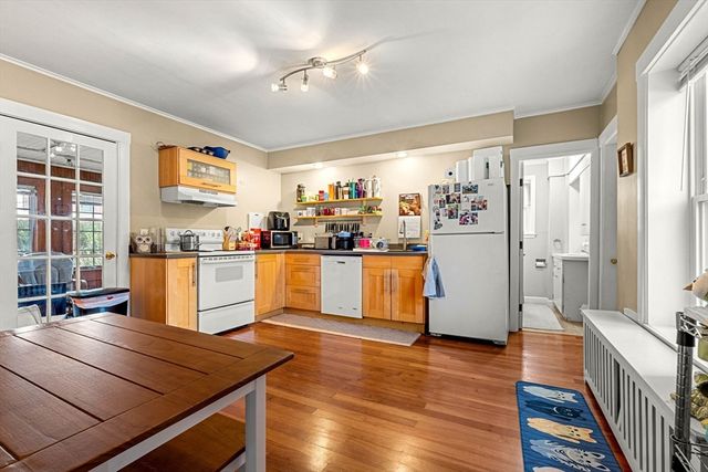 32 Kirby St, Marlborough, MA 01752