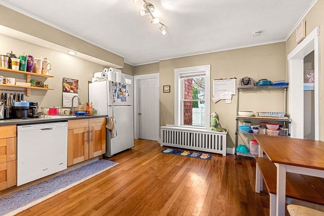 32 Kirby St, Marlborough, MA 01752