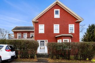 32 Kirby St, Marlborough, MA 01752