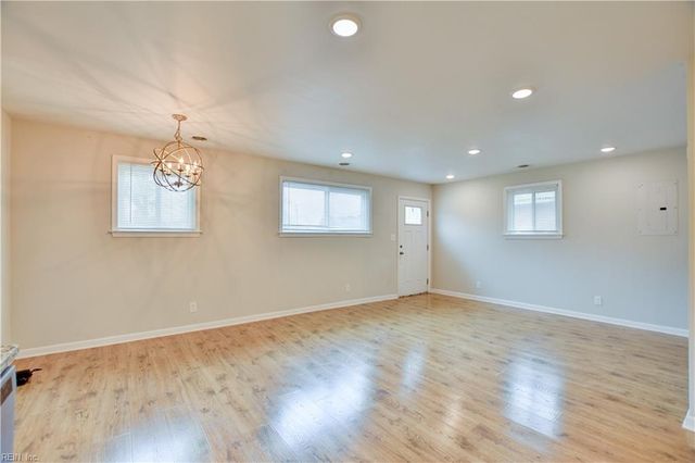 116 W Kelly AVE, Hampton, VA 23605