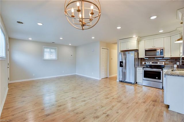 116 W Kelly AVE, Hampton, VA 23605