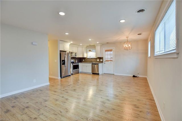 116 W Kelly AVE, Hampton, VA 23605