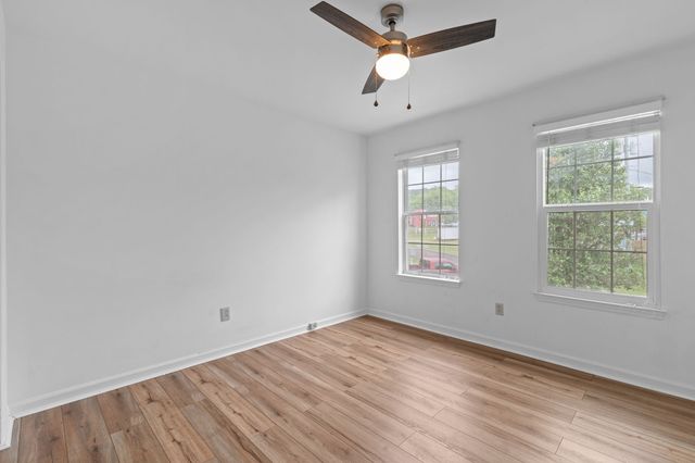 474 S Main St Unit 203, Ashland City, TN 37015