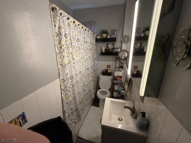 126 Gould Ave, Paterson City, NJ 07503
