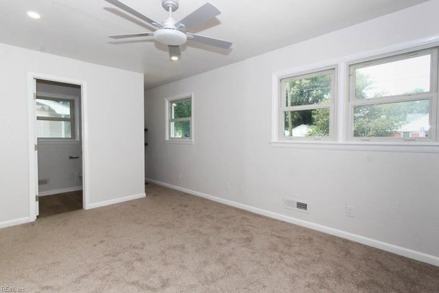 7948 Merritt ST, Norfolk, VA 23518