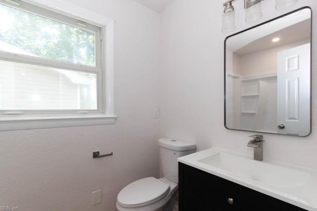 7948 Merritt ST, Norfolk, VA 23518