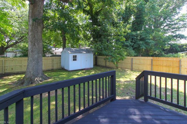 7948 Merritt ST, Norfolk, VA 23518