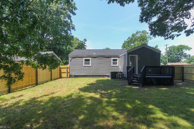 7948 Merritt ST, Norfolk, VA 23518