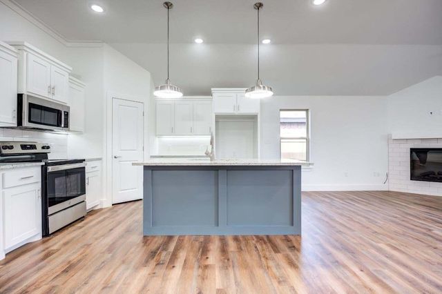 7808 97th Street, Lubbock, TX 79424