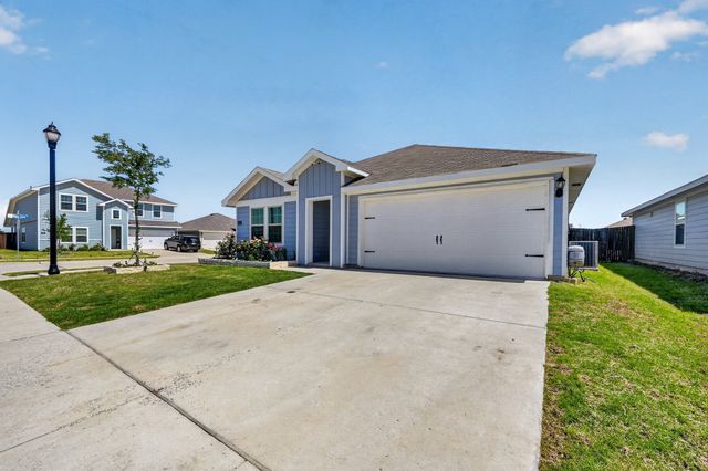 6409 Waterfall Lane, Princeton, TX 75407