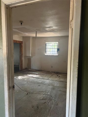 4608 White Rock Street, Houston, TX 77051