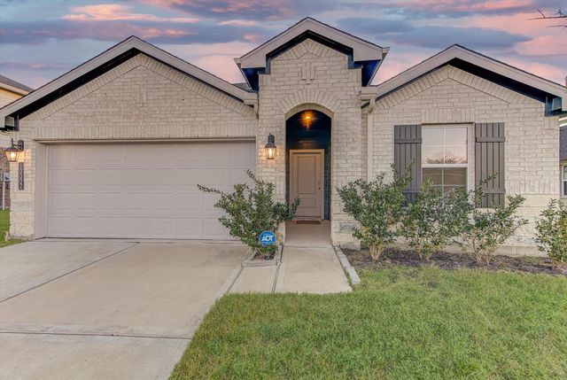 10002 Palm Royal Drive, Baytown, TX 77521