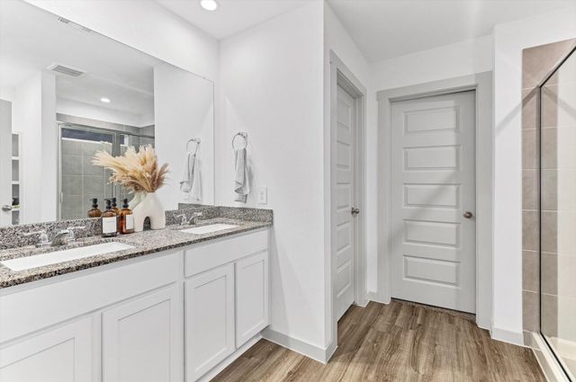 10002 Palm Royal Drive, Baytown, TX 77521