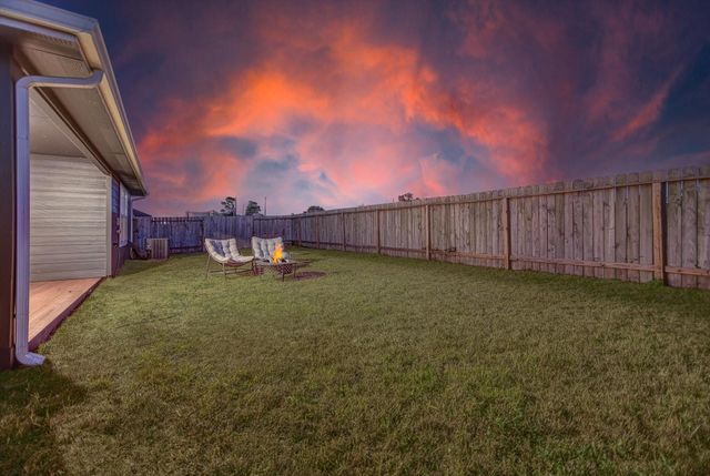 10002 Palm Royal Drive, Baytown, TX 77521