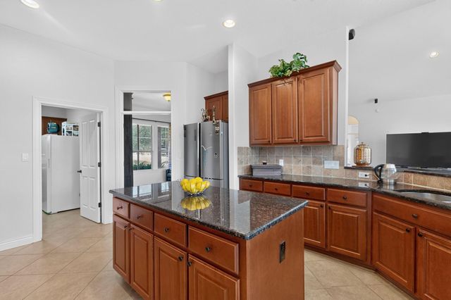 302 High Plains DR, Dripping Springs, TX 78620