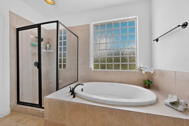 302 High Plains DR, Dripping Springs, TX 78620