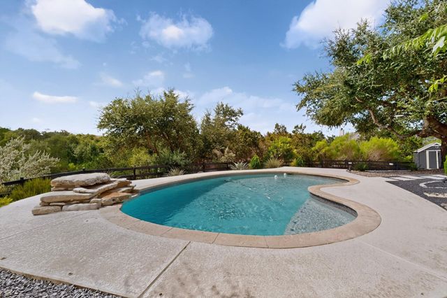 302 High Plains DR, Dripping Springs, TX 78620