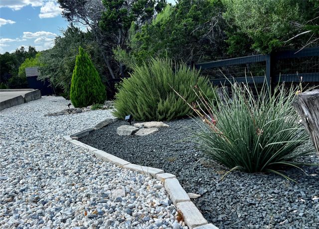 302 High Plains DR, Dripping Springs, TX 78620