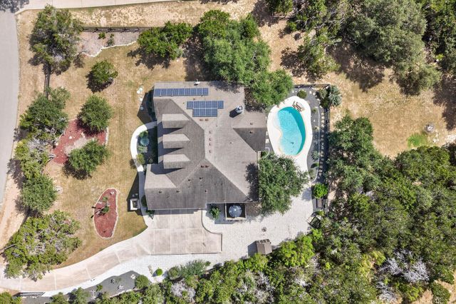 302 High Plains DR, Dripping Springs, TX 78620