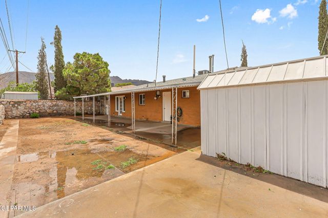 309 CLAIREMONT Road, El Paso, TX 79912